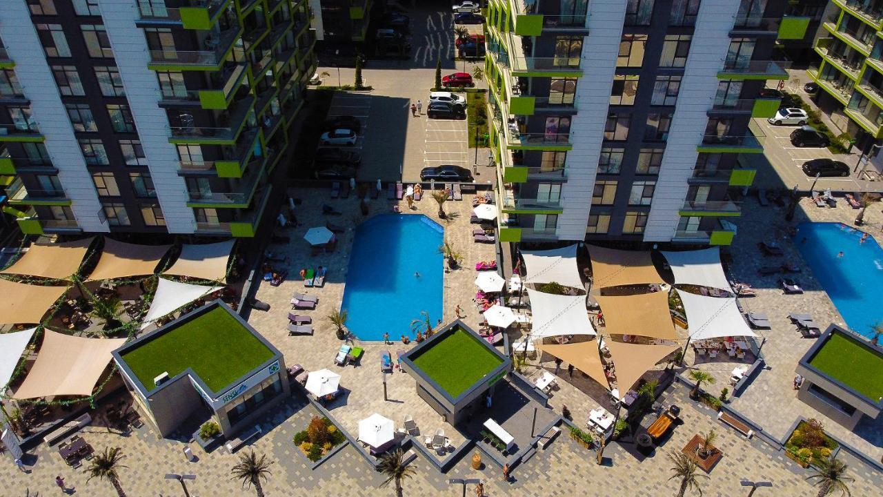 Royale Sundance Studio 8 Beach Spa & Pool Mamaia Nord Exterior photo